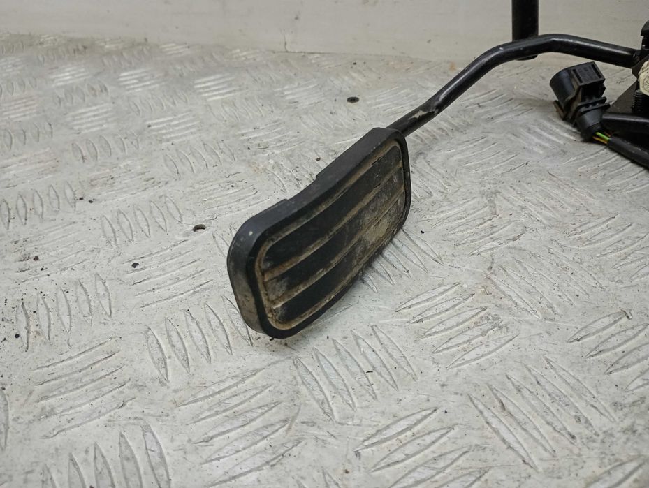 VW Passat B4 Pedał Potencjometr Gazu