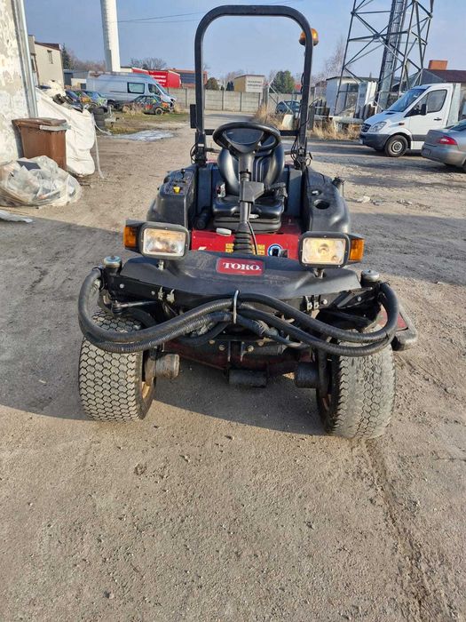 TORO Groundsmaster 360 – profesjonalna kosiarka 4x4