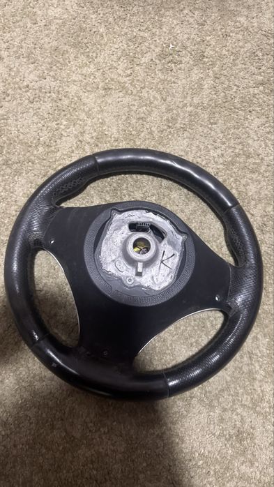 Volante bmw  serie 1 e81 e82   e87