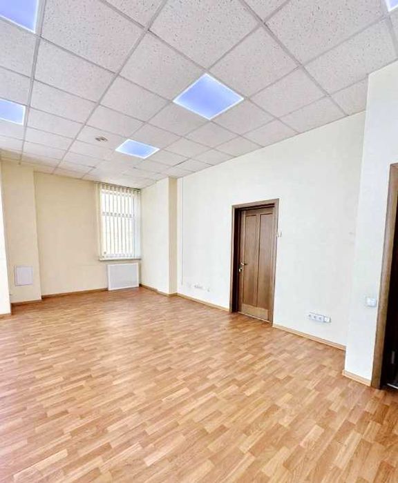 Без%! Крестовый пер.(Гайцана), БЦ, метро Арсенальная, Печерская