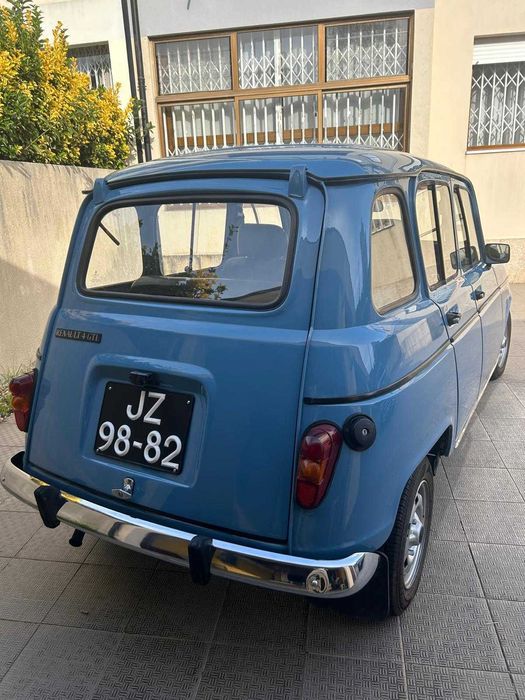 Renault 4 GTL totalmente restaurada