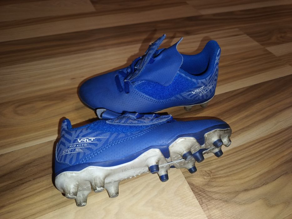 Buty 'korki' chłopięce Kipsta r 29-30