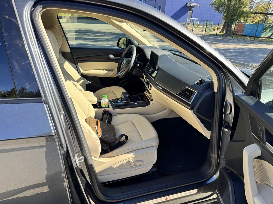 Продажа авто Audi Q5 Premium Plus 2022р