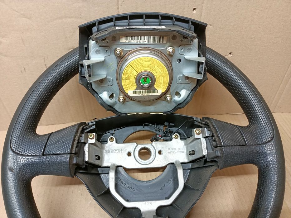 Kierownica trójramienna poduszka kierowcy Subaru G3X Justy