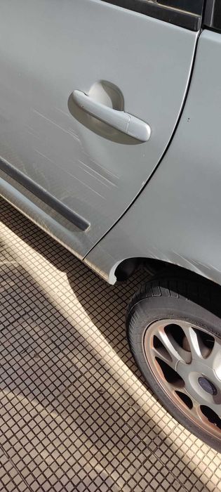 Ford Galaxy 115cv 2001 - Caixa Automática