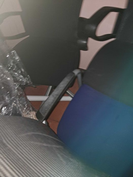 Cadeira escritorio sem rodas