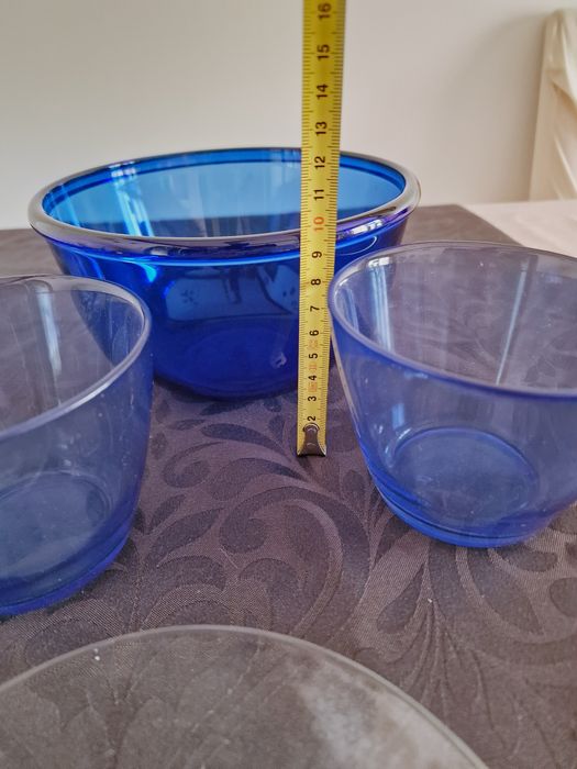 Conjunto para sobremesas ou aperitivos pratos e taças