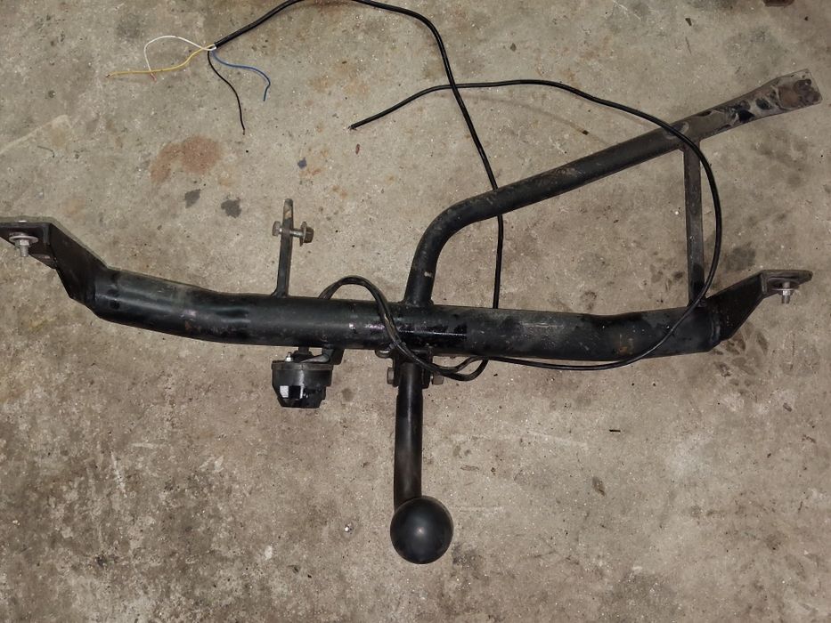 Bola de reboque Mazda 5