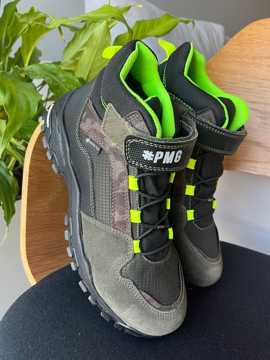 Зимові підліткові черевики  Primigi 37 розмір