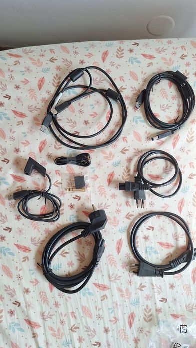 Lote de Cabos e Adaptadores – USB 3.0, Alimentação, Áudio e Extensão USB