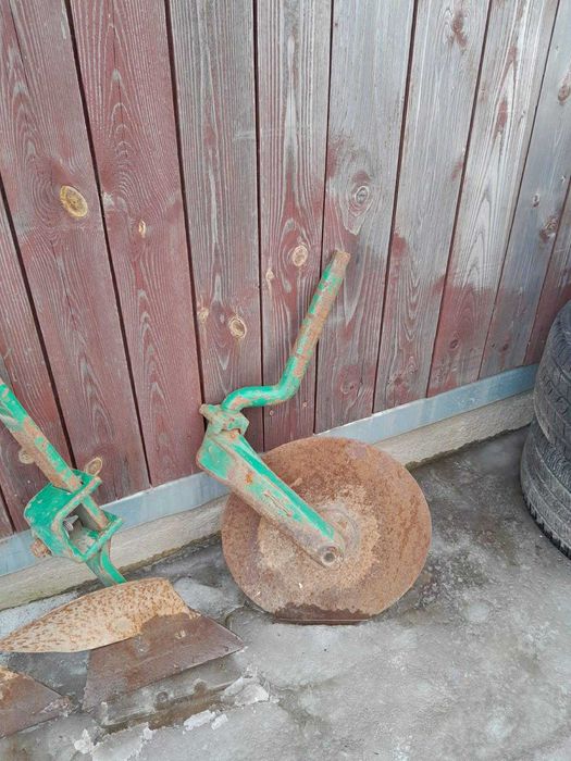 Sprzedam przedpłóżki Kverneland