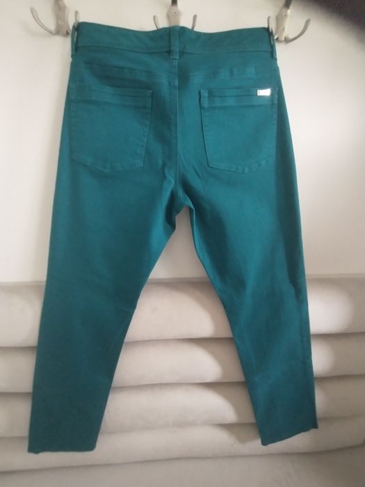 Spodnie damskie White Black M/38