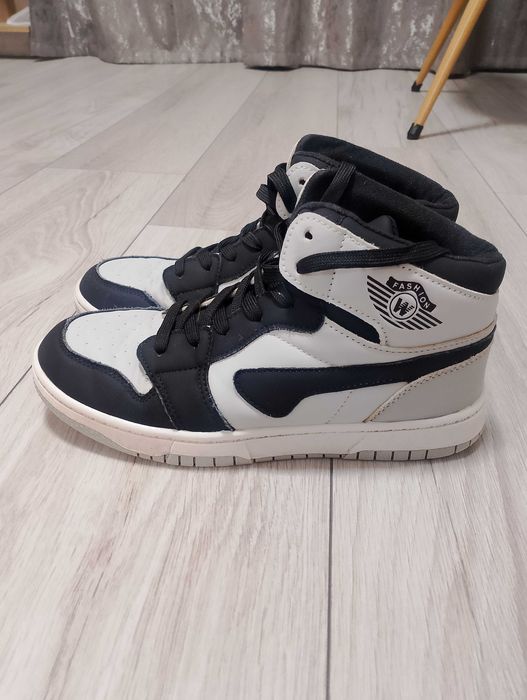 Кросівки хайтопи для дівчинки