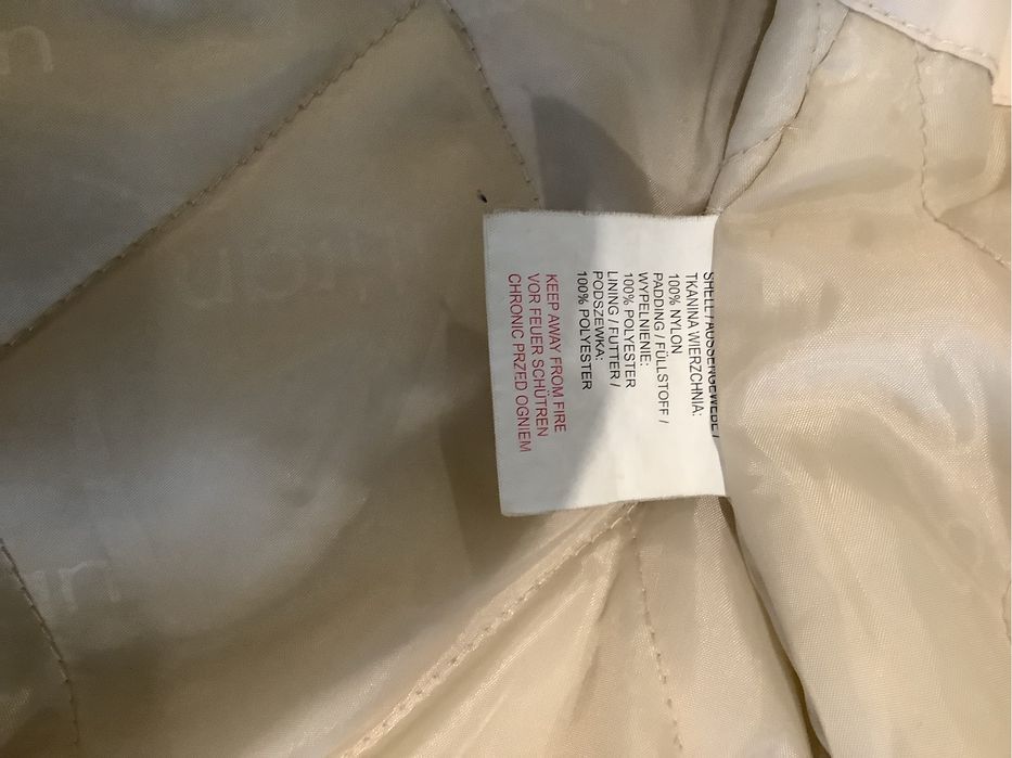 Zimowa damska kurtka z odpinanym kapturem Attran r.S. W.F.K.