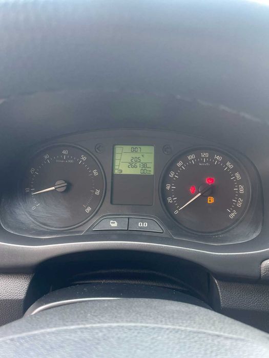Skoda Fabia 1.4 16v 2011