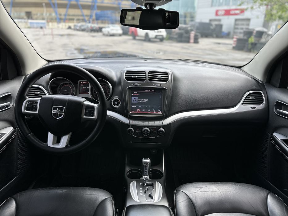Продам DODGE JOURNEY