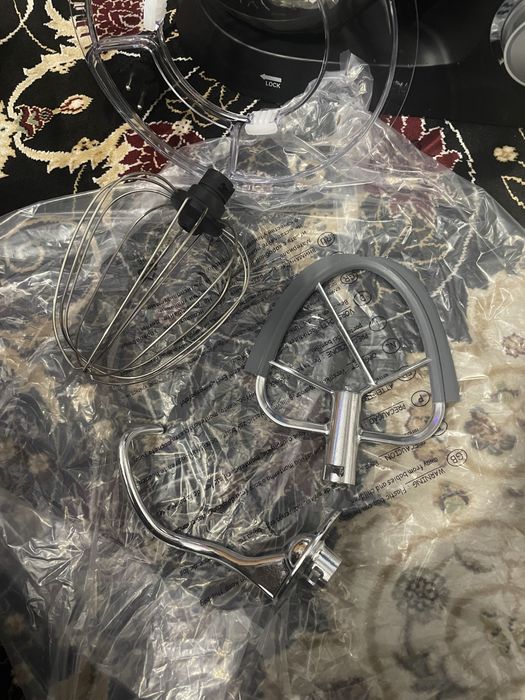 Mikser robot planetarny 6,5l duża  misa jak nowy 2000W święta ciasto