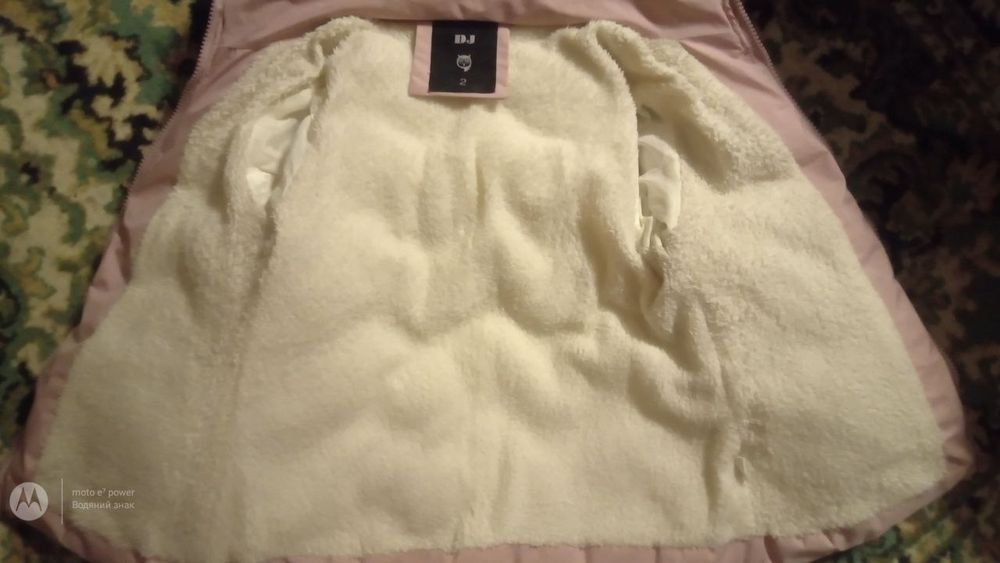 Зимова куртка на дівчинку 4 роки