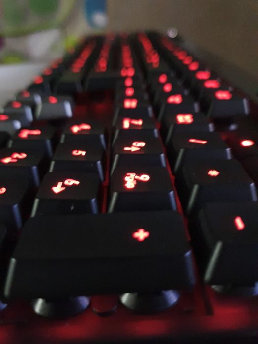 Teclado Corsair Raptor K30