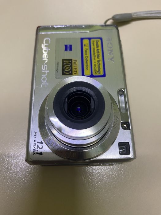 Фотоаппарат Sony Cyber-shot DSC-W200