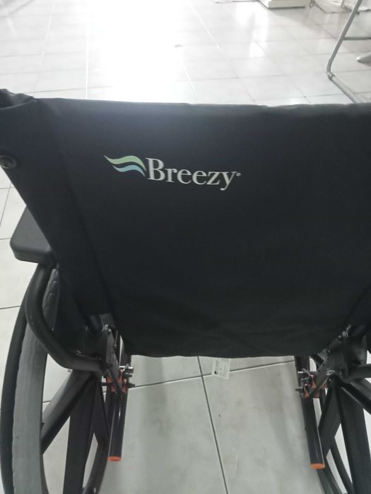 Cadeira de rodas breezy