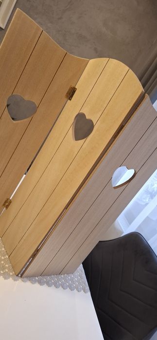 Parawan drewniany dekoracja