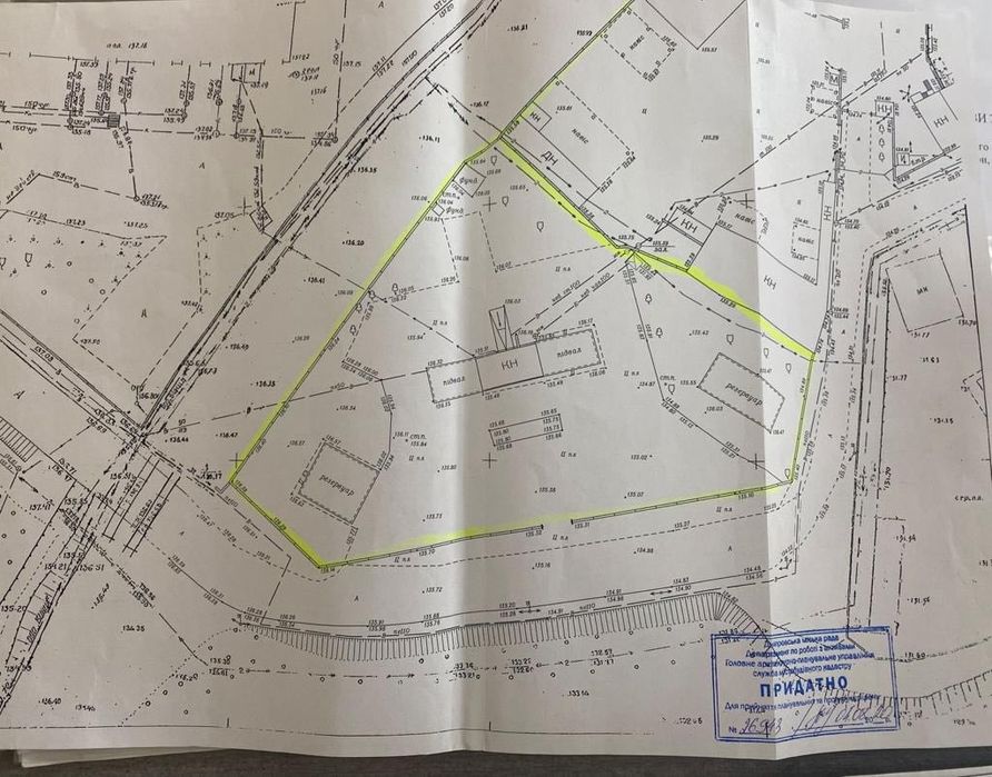 Продаж станції автообслугвування .Земля 53.9 соток