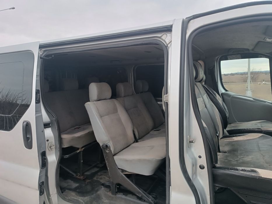 Продам Рено трафик 2 л дизель турбо.