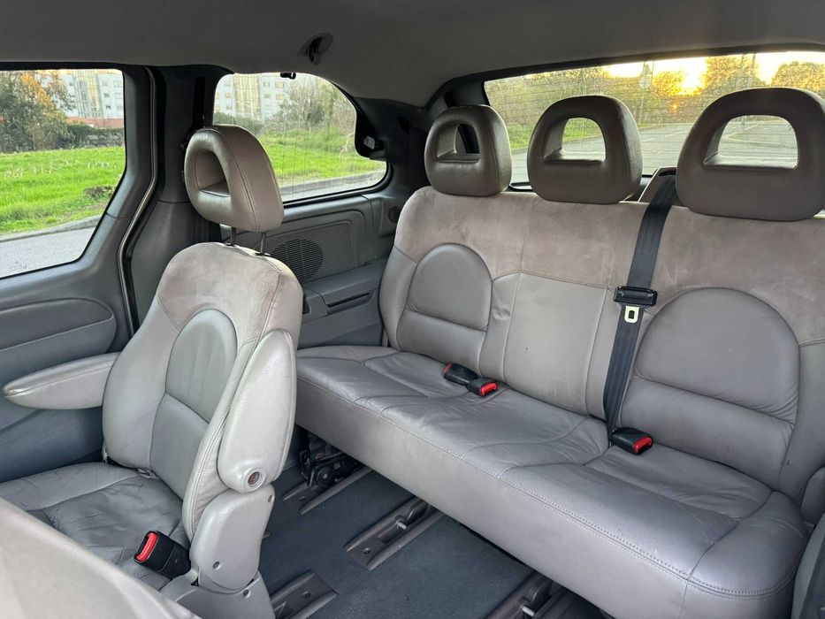 Chrysler Voyager 2.5 CRD LX