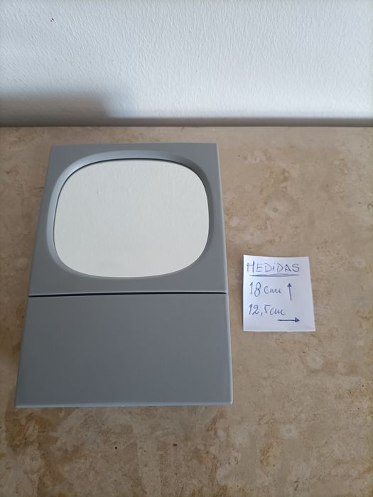 Caixa para maquiagem nova