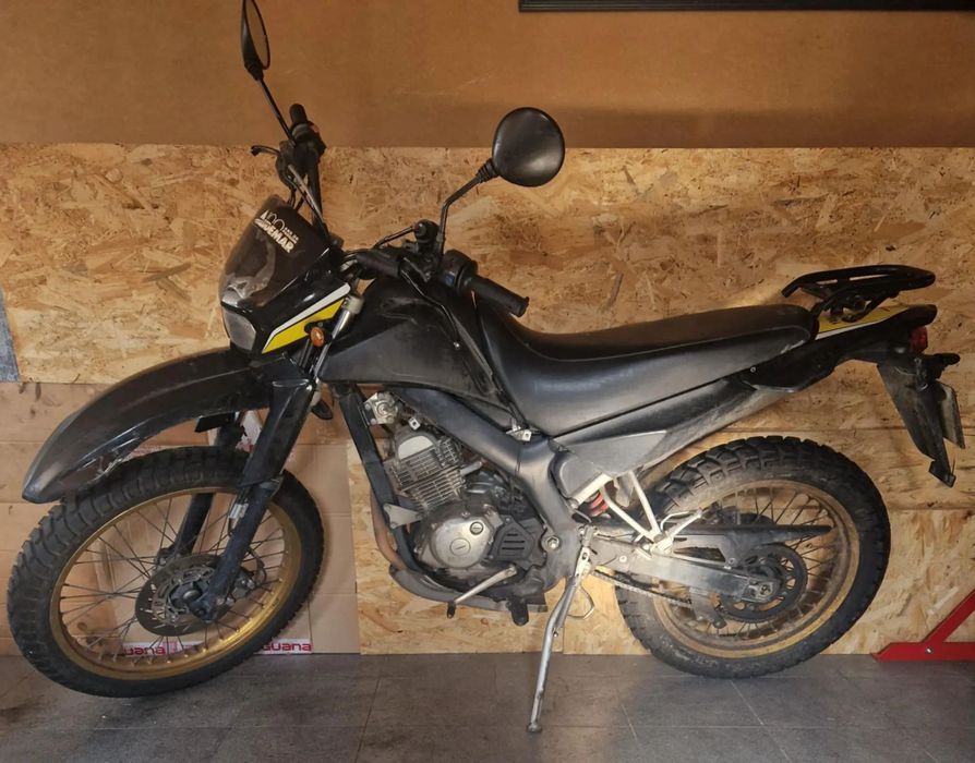 Zawieszenie koła Yamaha XT 125