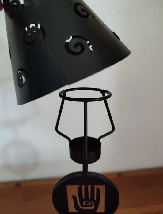 Castiçal em ferro forjado