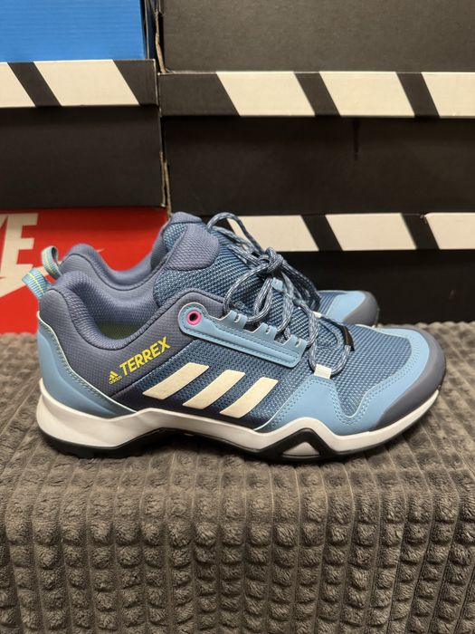 Жіночі трекінгові 42(26,5см) кросівки Adidas Terrex AX3