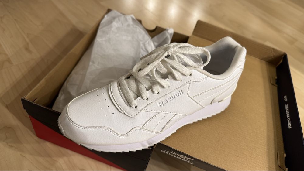 Кросівки Reebok жіночі білі