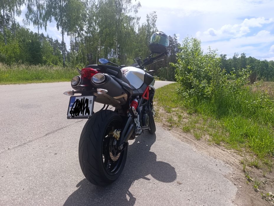 Aprilia Shriver 900