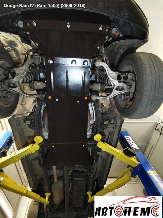 Захист двигуна Dodge Journey Durango Grand Caravan Nitro Ram Stratus