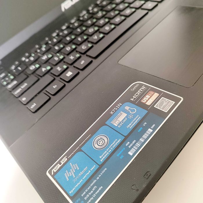 Великий ноутбук ASUS X751N (Під ремонт)