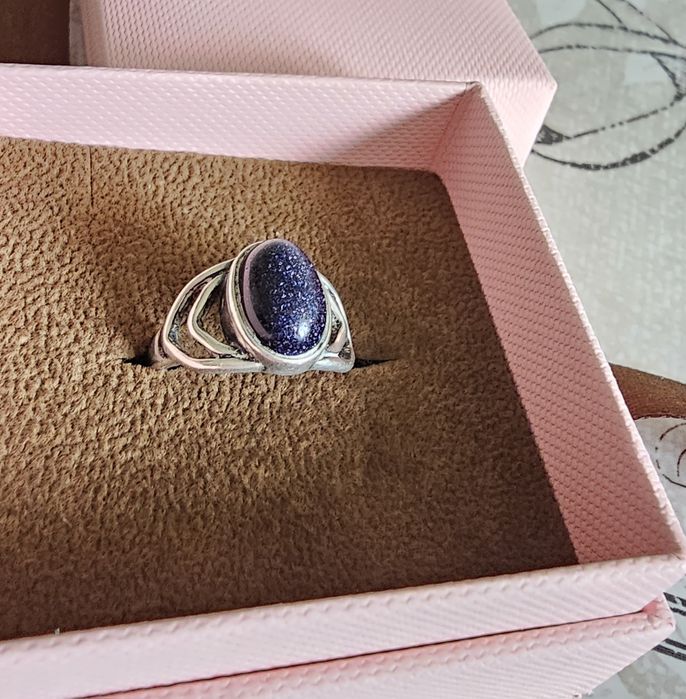 Srebrny pierścionek noc kairu