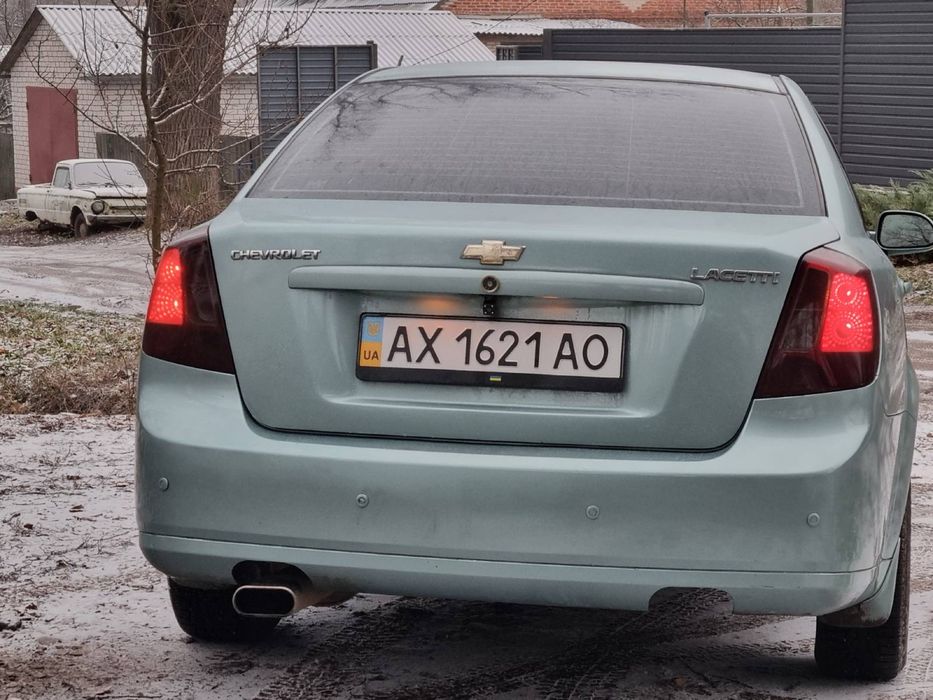 Продам лачети 1.8автомат