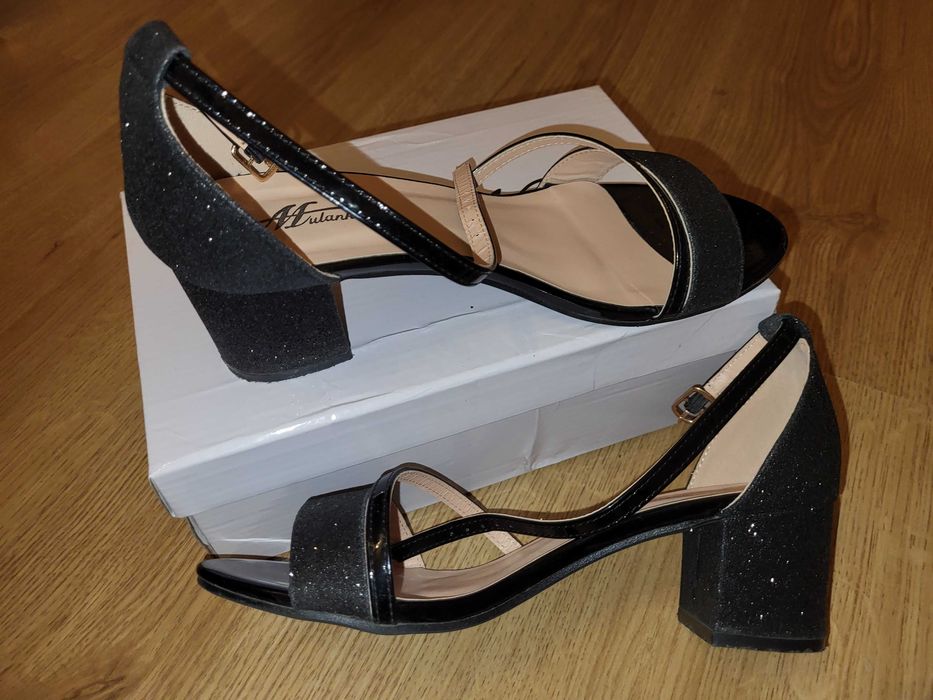 Sprzedam buty eleganckie damskie