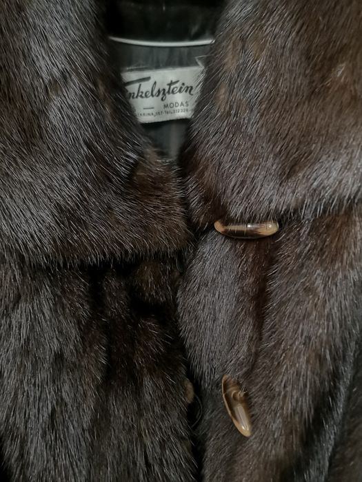 Casaco comprido e de vison. Finkelsztein.