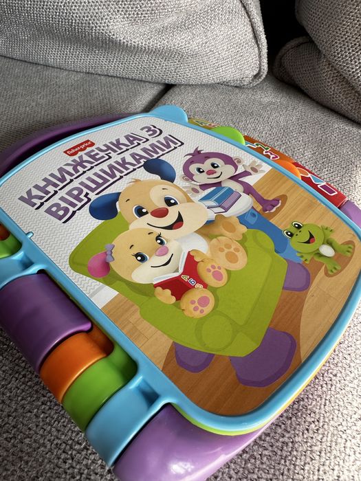 Музична книжечка з віршиками Fisher Price