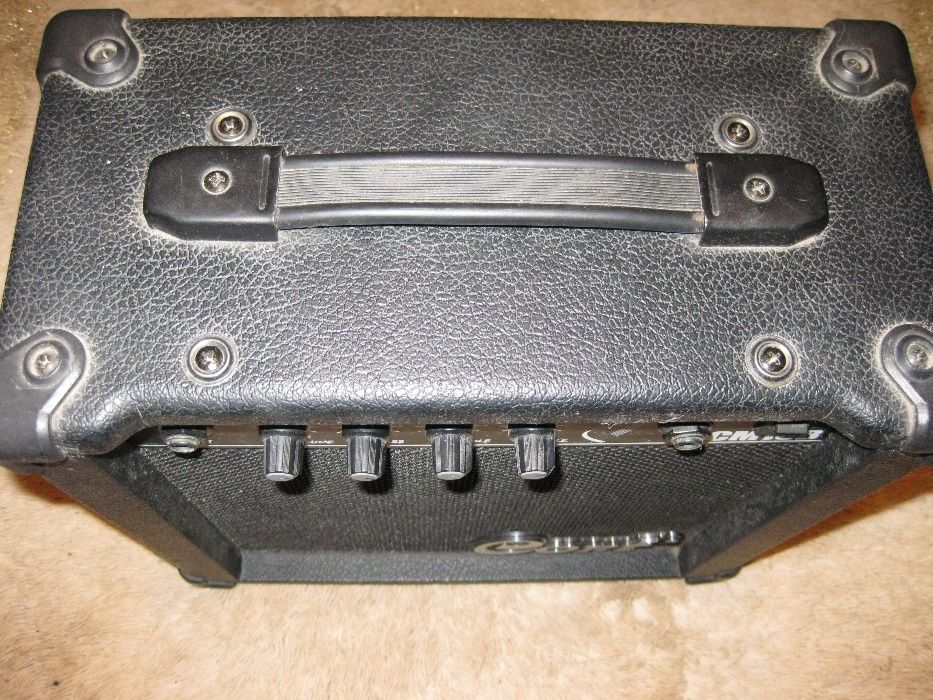 Продаётся комбоусилитель для бас - гитары Cort CM 10 В б/у в идеале