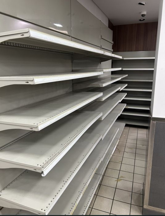 Prateleiras de Supermercado