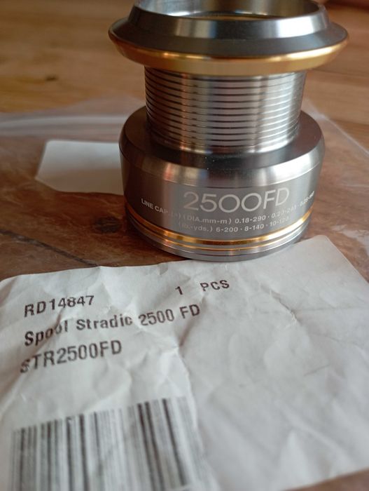 Szpula Shimano Stradic 2500 FD