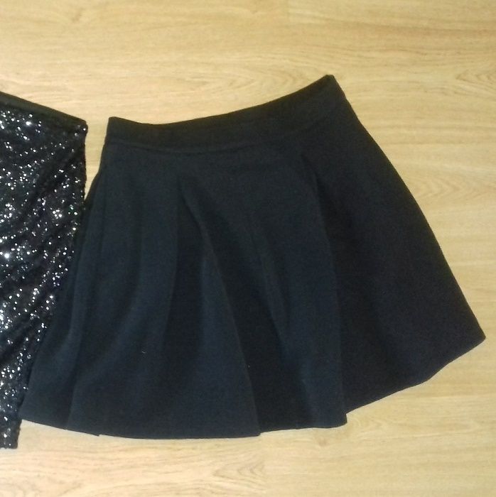 Czarna spódniczka s.nsay L