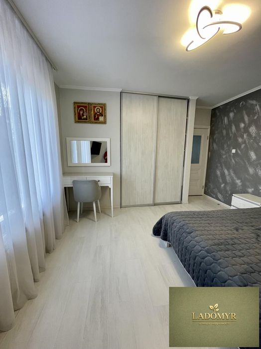 Продаж / Будинок / масив Київський, Зоопарк, Рівне