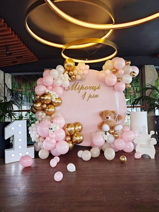 Фотозона на рік . Оренда фотозон .Хрещення. Юбілей