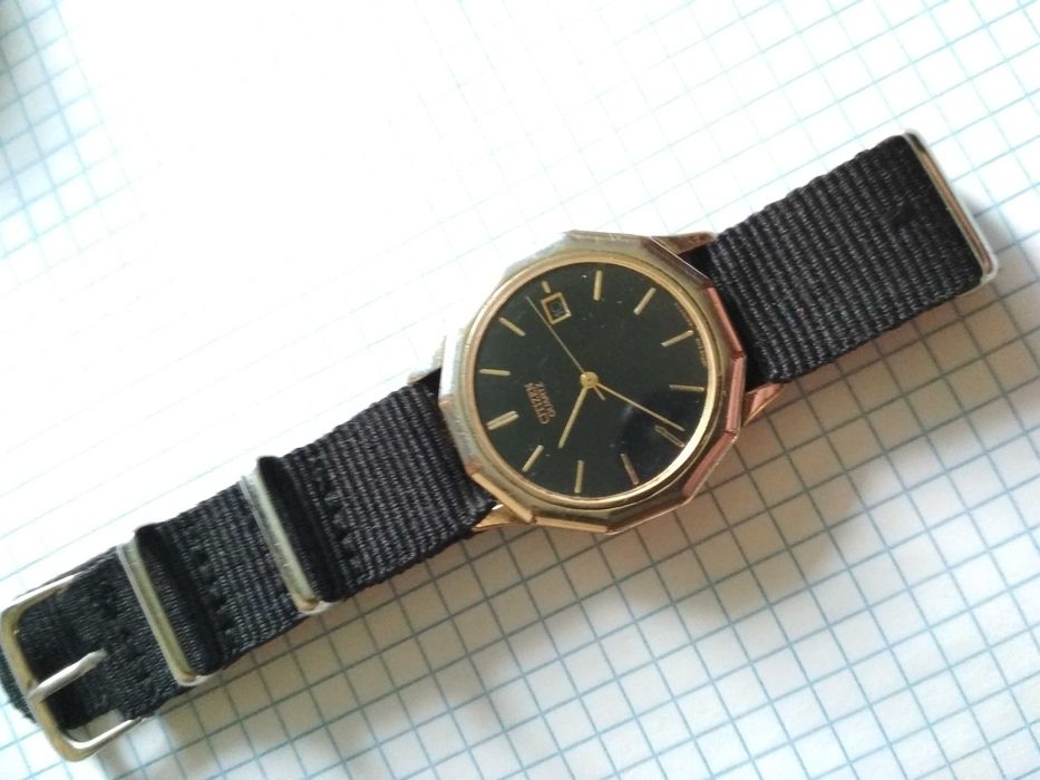 Продам часы Citizen электронные