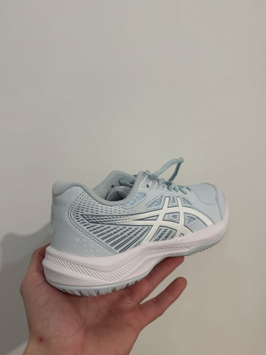 Sprzedam buty sportowe Asics